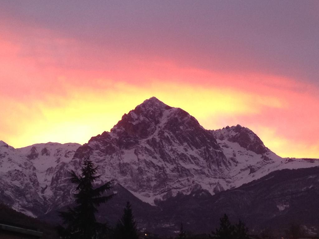 Hotel Pina Ristorante Isola del Gran Sasso dʼItalia Exteriör bild